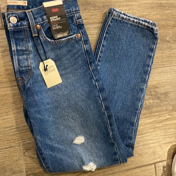 Wedgie straight leg Levi’s women’s jeans size 26 - Picture 5 of 5